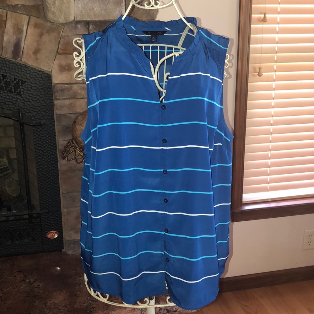 NWOT Tommy Hilfiger Sleeveless Blouse with Stripes
